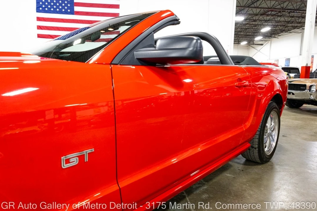 2005 Ford S197 Mustang GT - Image 22 of 31