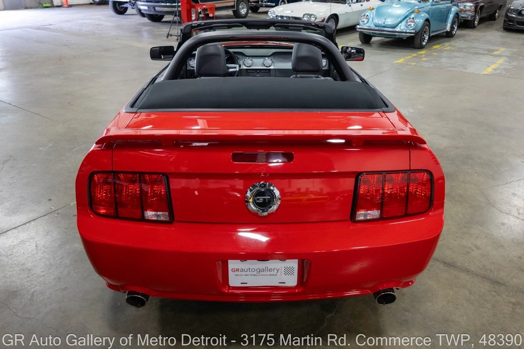 2005 Ford S197 Mustang GT - Image 6 of 31