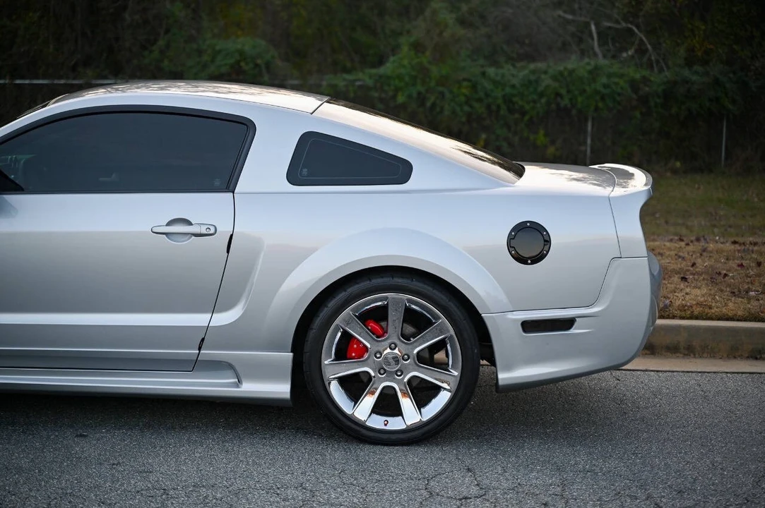 2005 Ford S197 Mustang - Image 11 of 21