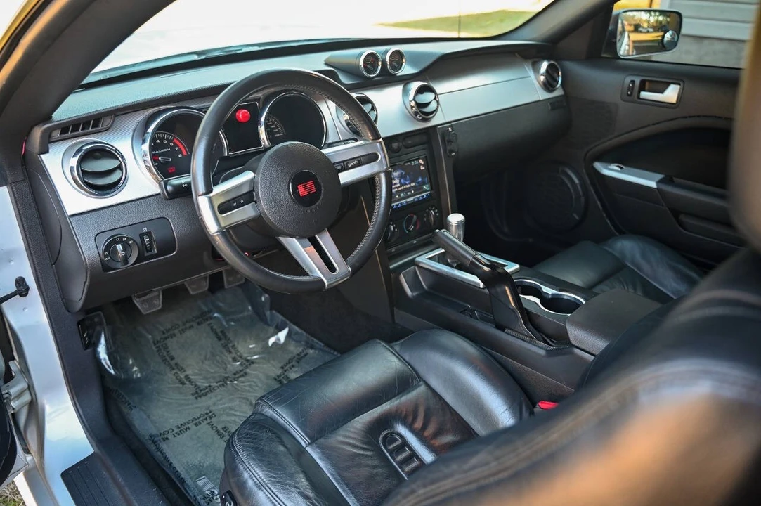 2005 Ford S197 Mustang - Image 2 of 21