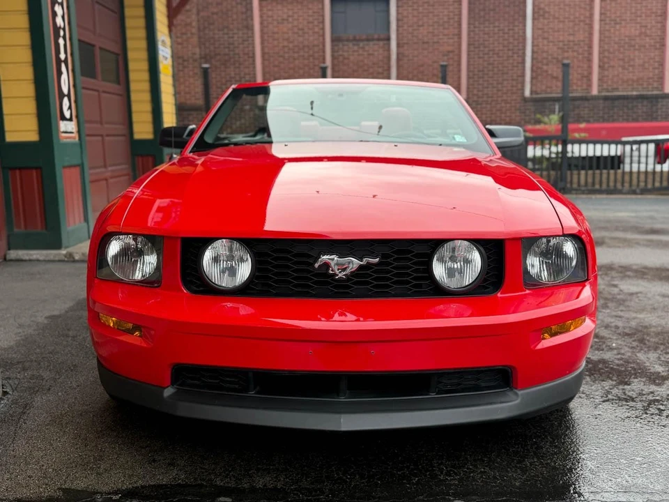 2005 Ford S197 Mustang GT - Image 17 of 31