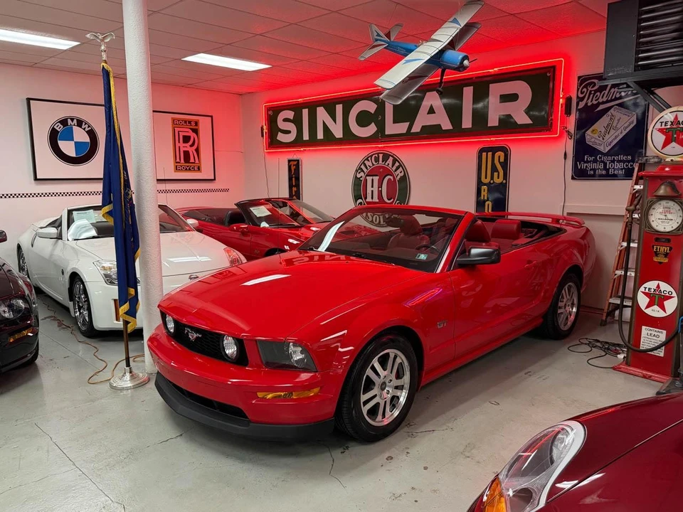 2005 Ford S197 Mustang GT - Image 3 of 31