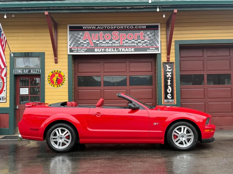 2005 Ford S197 Mustang GT - Image 11 of 31