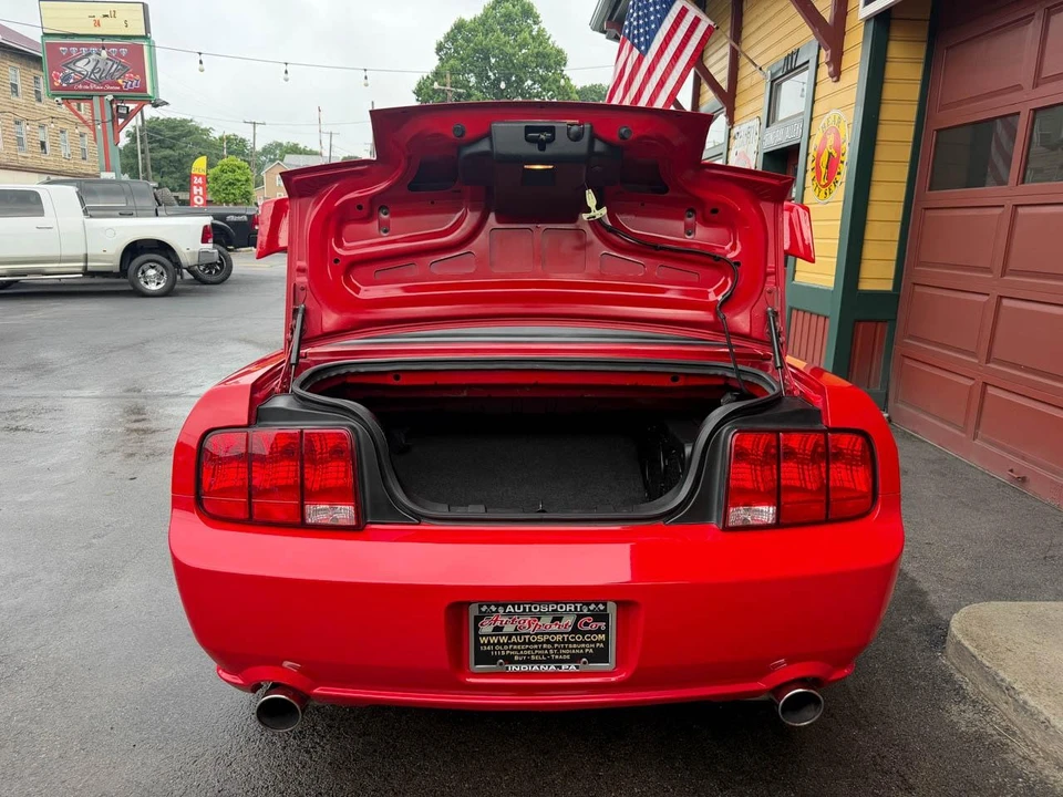 2005 Ford S197 Mustang GT - Image 23 of 31