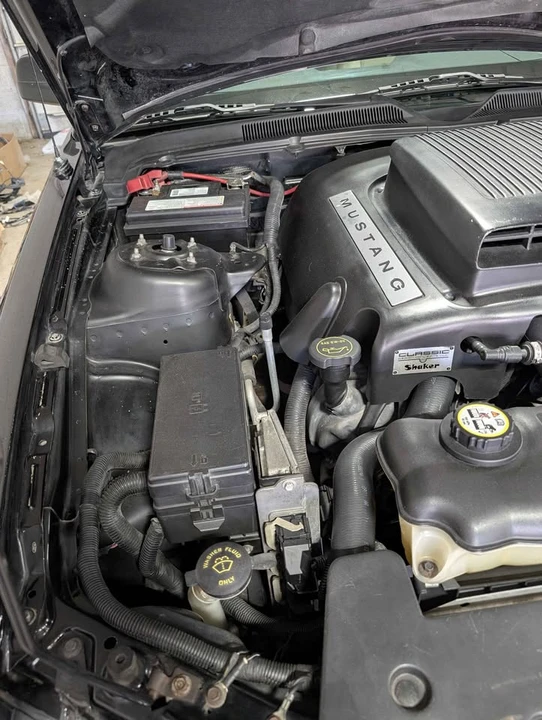 2005 Ford S197 Mustang GT - Image 10 of 12