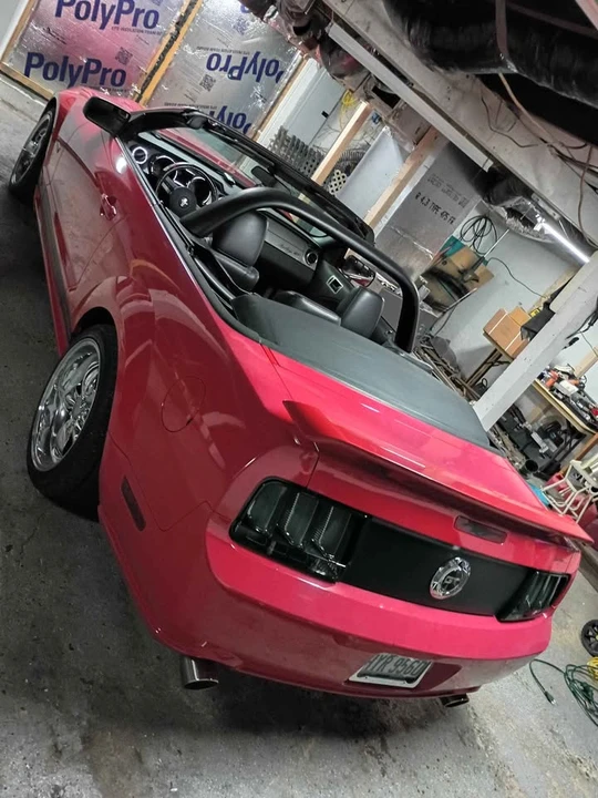 2005 Ford S197 Mustang GT - Image 9 of 13