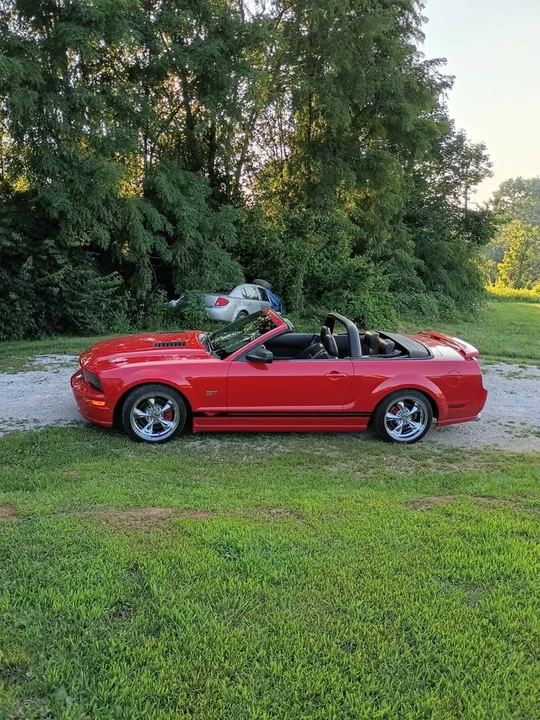 2005 Ford S197 Mustang GT - Image 13 of 13