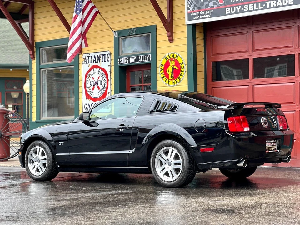 2005 Ford S197 Mustang - Image 9 of 12