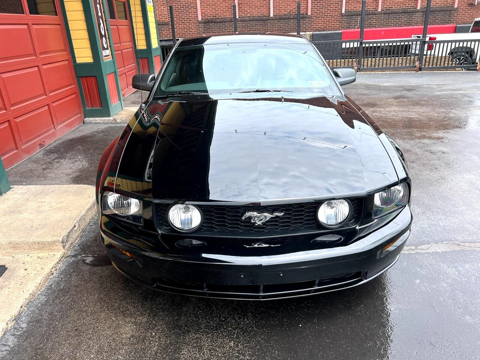 2005 Ford S197 Mustang - Image 11 of 12