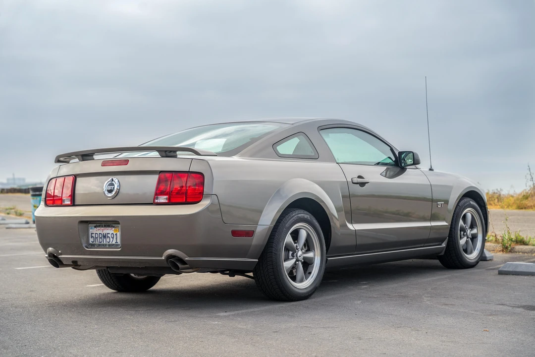 2005 Ford S197 Mustang - Image 9 of 31