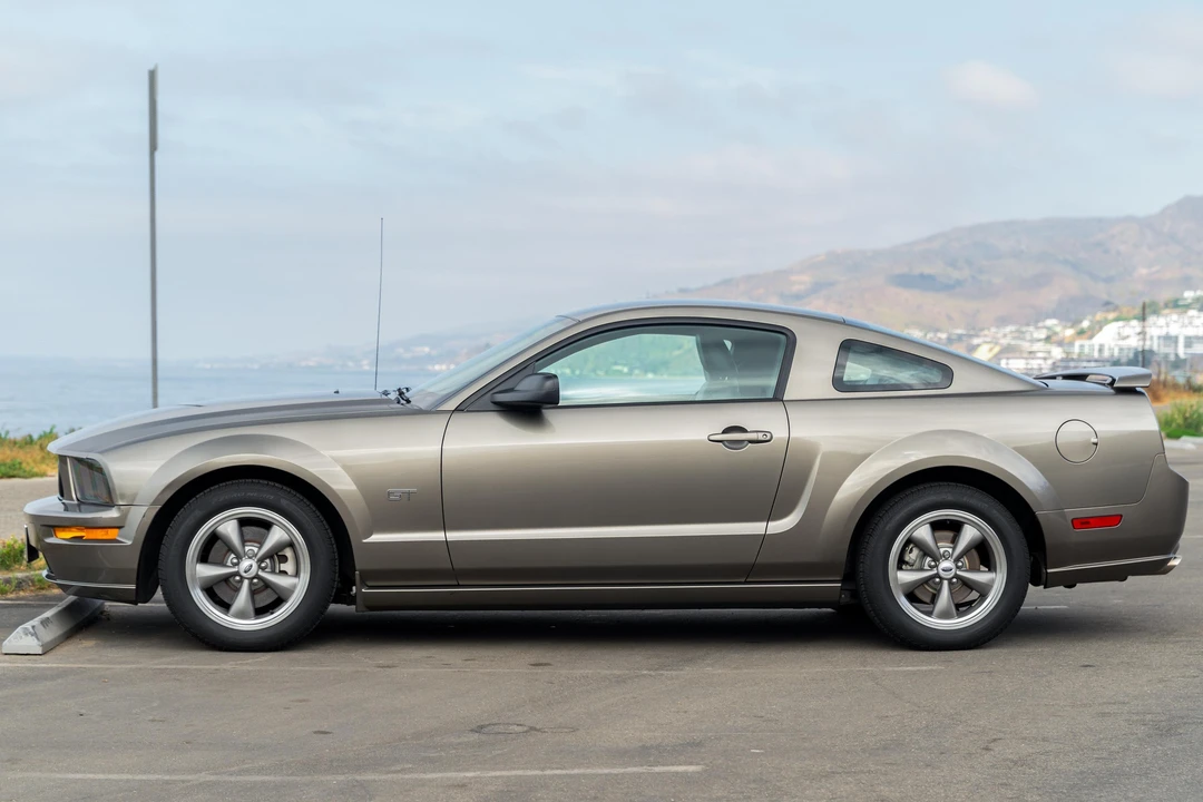 2005 Ford S197 Mustang - Image 7 of 31