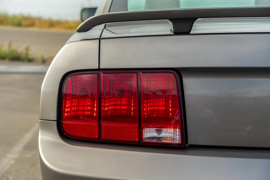 2005 Ford S197 Mustang - Image 15 of 31
