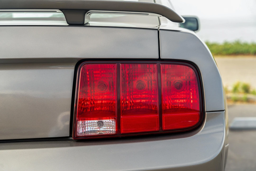 2005 Ford S197 Mustang - Image 18 of 31