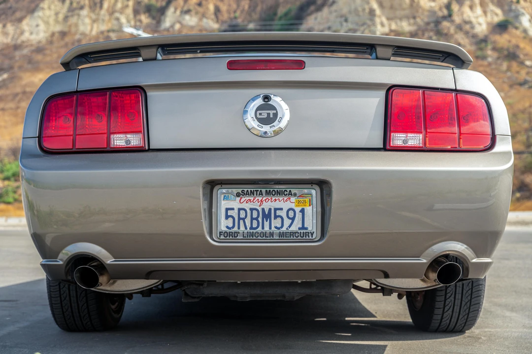 2005 Ford S197 Mustang - Image 8 of 31