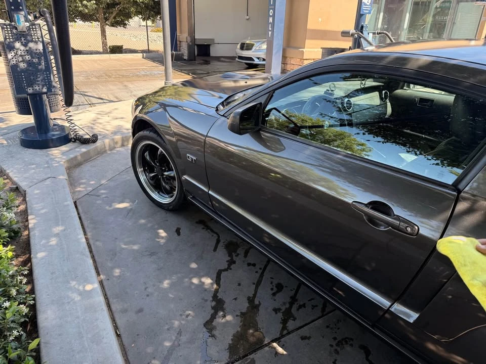2005 Ford S197 Mustang GT - Image 14 of 14