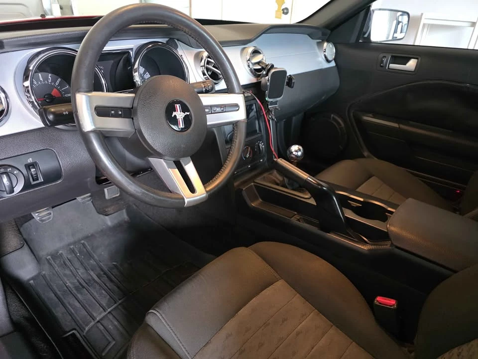 2005 Ford S197 Mustang GT - Image 12 of 18
