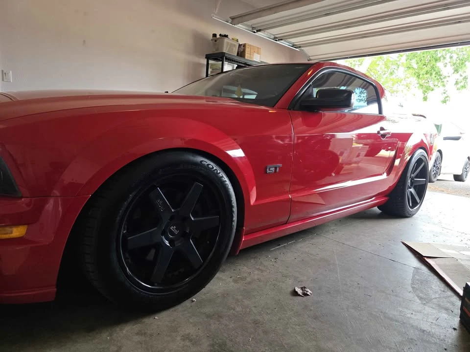2005 Ford S197 Mustang GT - Image 2 of 18