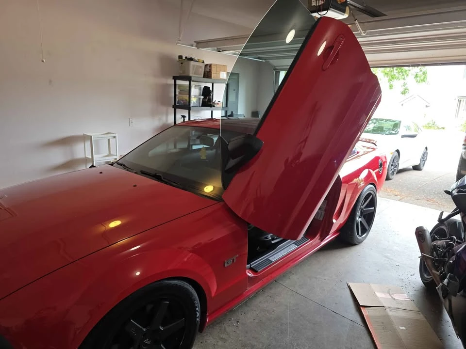 2005 Ford S197 Mustang GT - Image 17 of 18