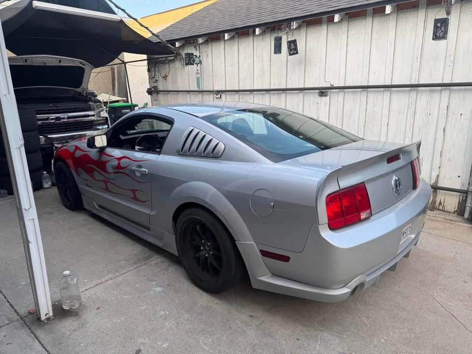 2005 Ford S197 Mustang GT - Image 4 of 13
