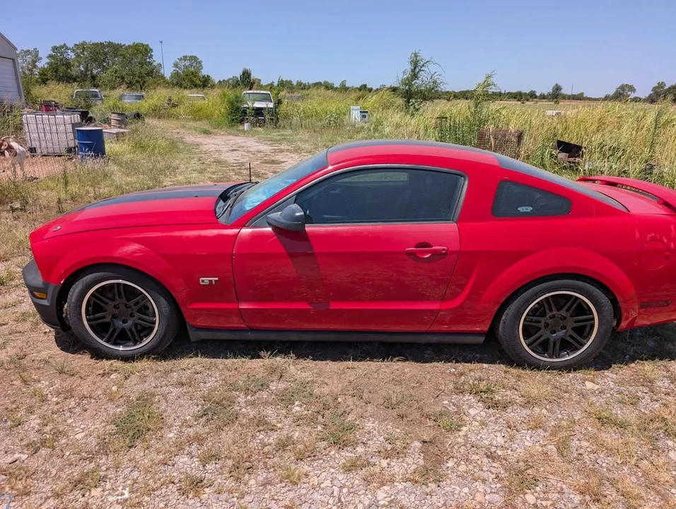 2005 Ford S197 Mustang GT - Image 2 of 20
