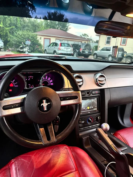 2005 Ford S197 Mustang GT - Image 11 of 13