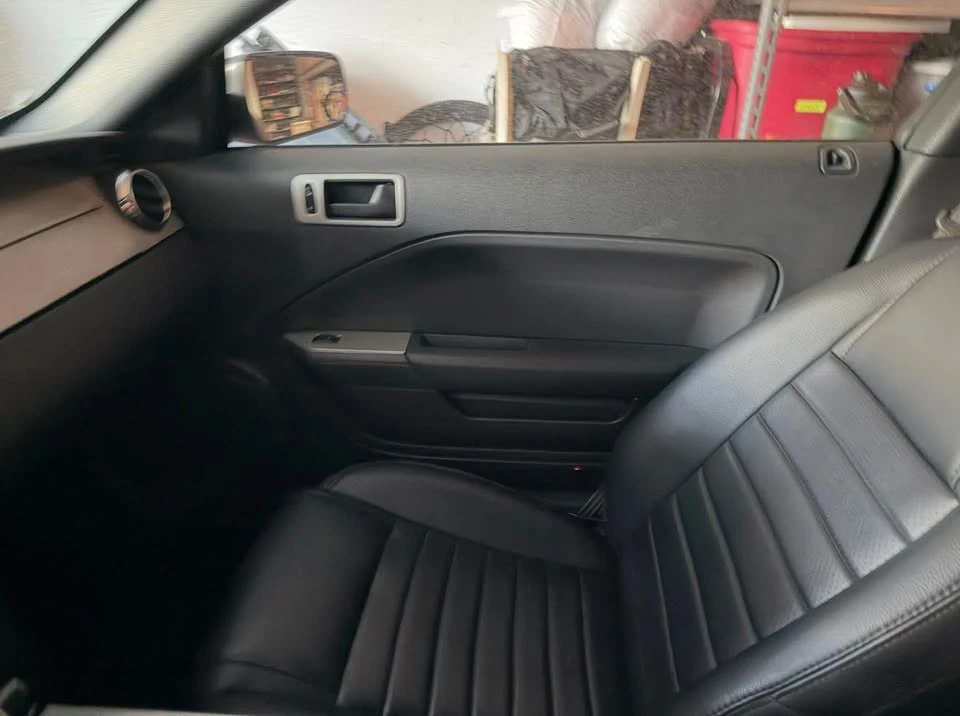 2005 Ford S197 Mustang GT - Image 9 of 11