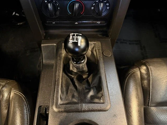 2005 Ford S197 Mustang GT - Image 17 of 19