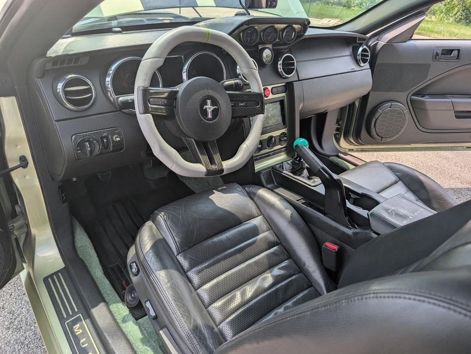 2005 Ford S197 Mustang GT - Image 7 of 24