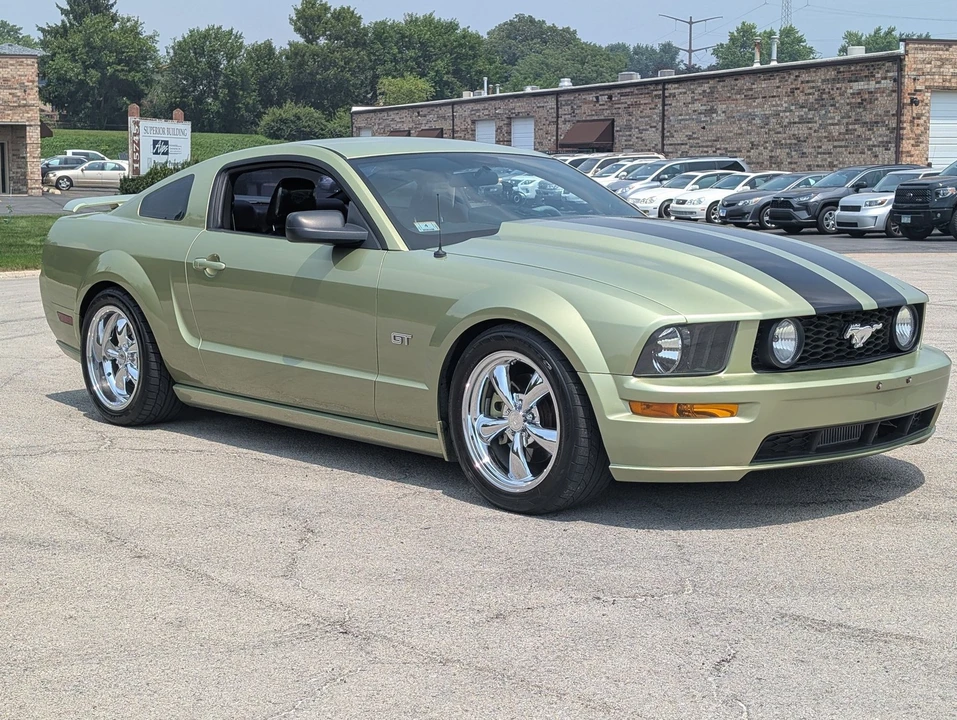 2005 Ford S197 Mustang GT - Image 14 of 24