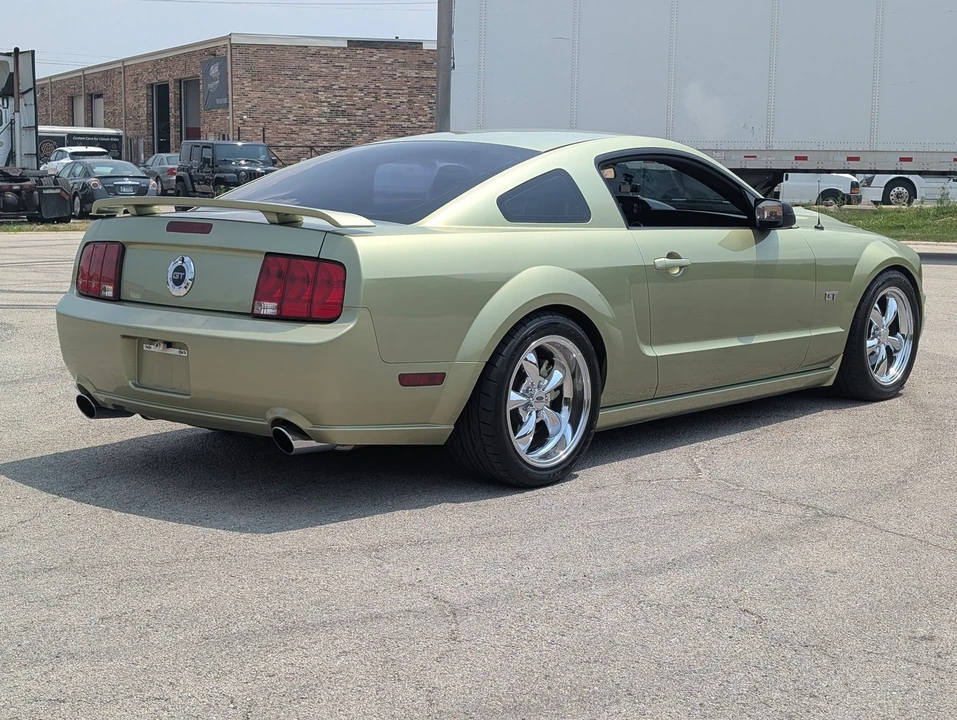 2005 Ford S197 Mustang GT - Image 3 of 24