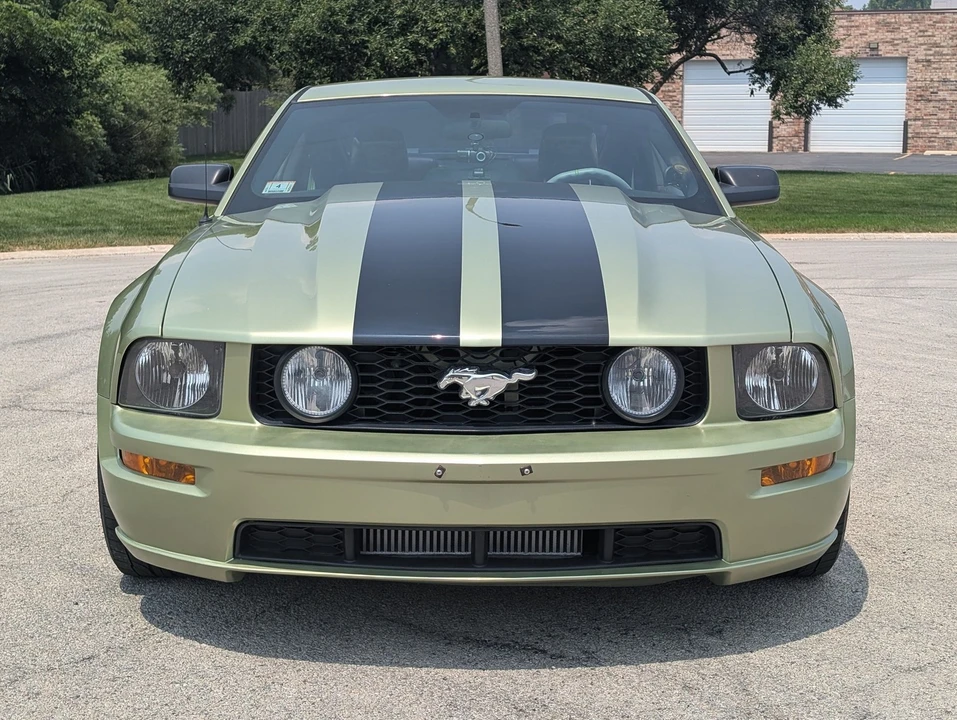 2005 Ford S197 Mustang GT - Image 13 of 24