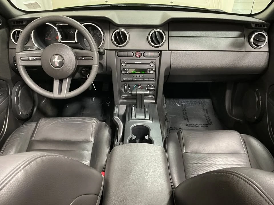 2005 Ford S197 Mustang GT - Image 8 of 14