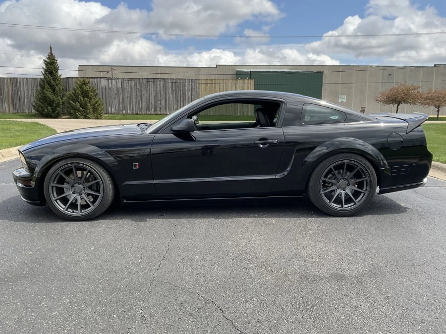 2005 Ford S197 Mustang - Image 2 of 10
