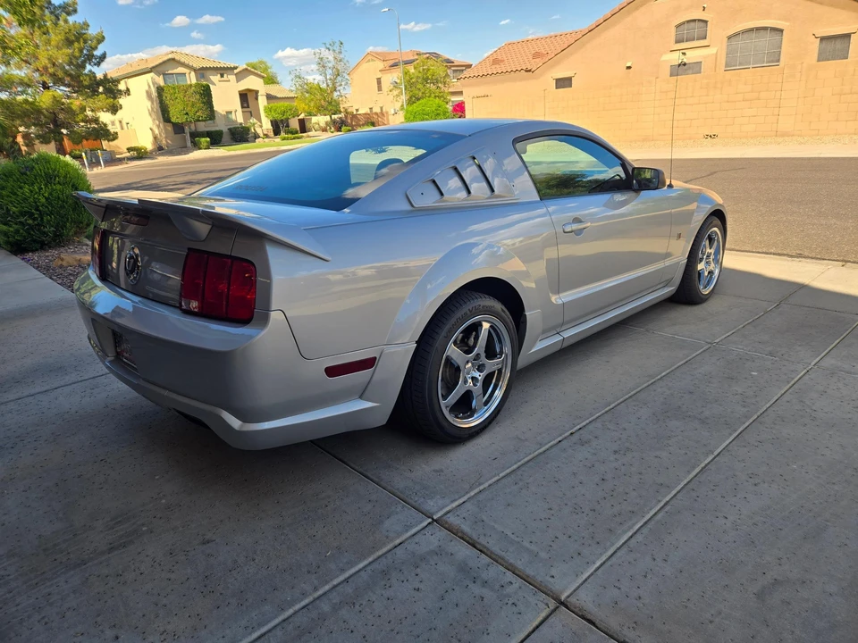 2005 Ford S197 Mustang - Image 13 of 31