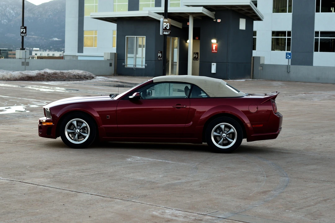 2005 Ford S197 Mustang - Image 11 of 21