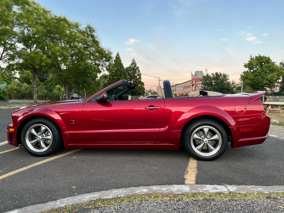 2005 Ford S197 Mustang - Image 12 of 31