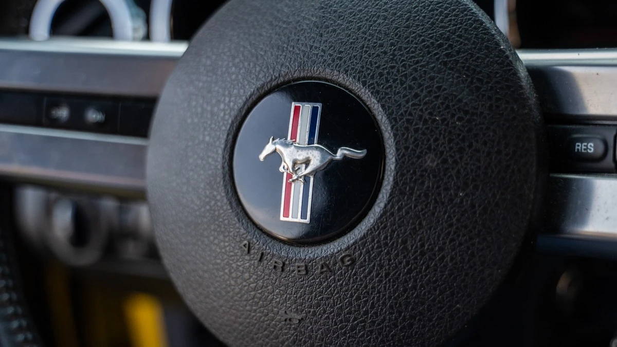 2005 Ford S197 Mustang - Image 27 of 30