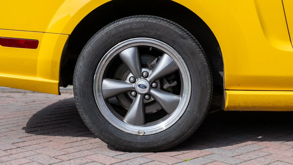2005 Ford S197 Mustang - Image 11 of 30