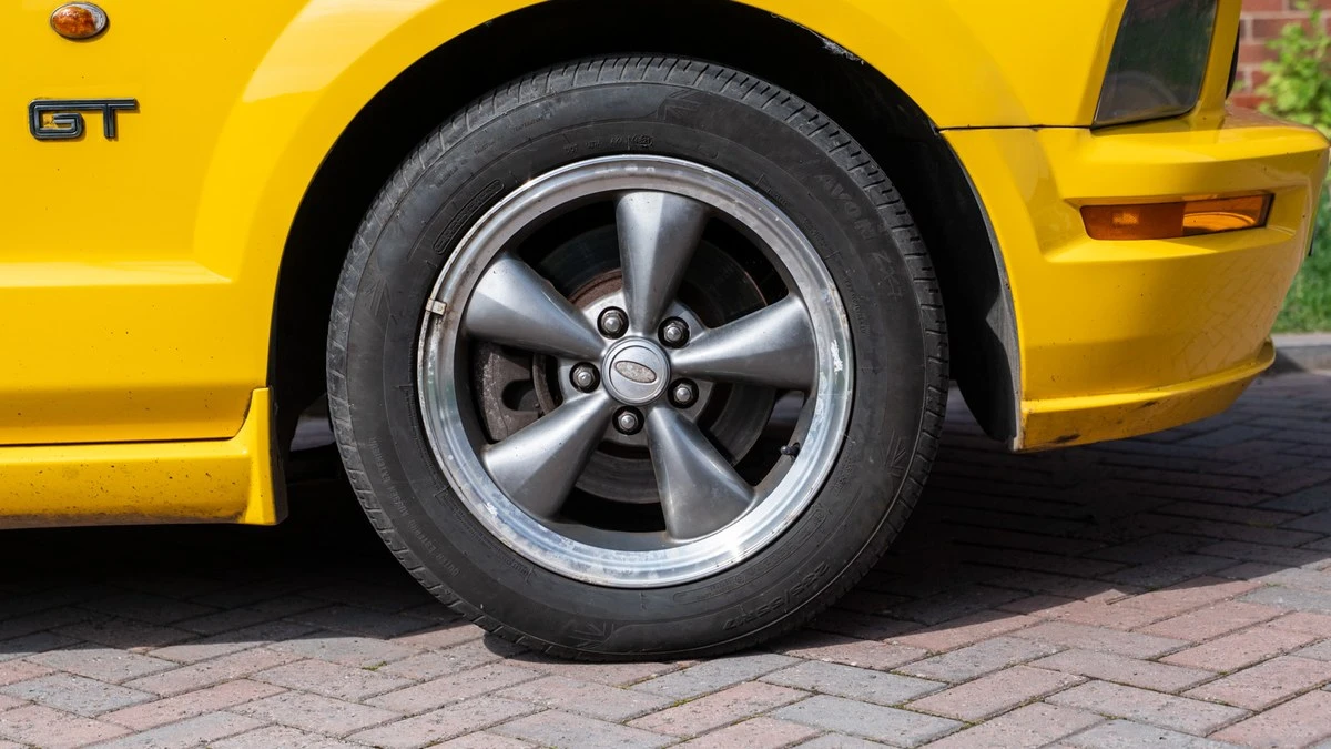 2005 Ford S197 Mustang - Image 12 of 30