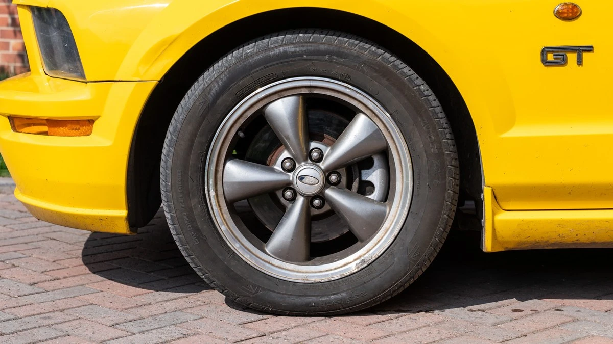 2005 Ford S197 Mustang - Image 9 of 30