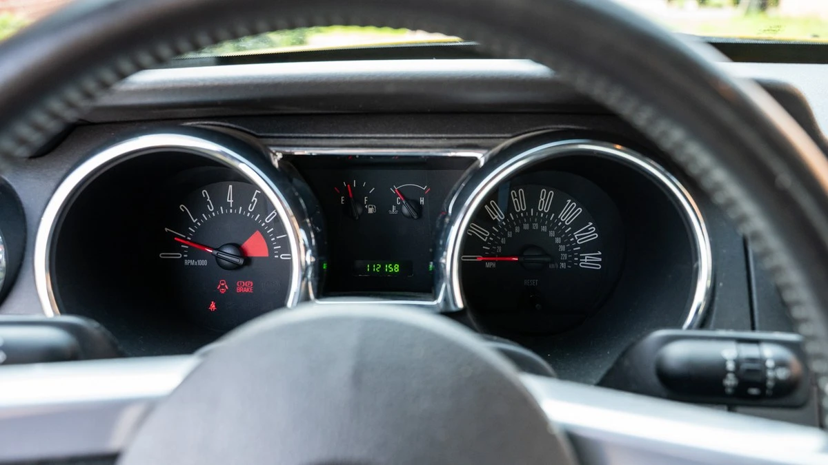 2005 Ford S197 Mustang - Image 23 of 30