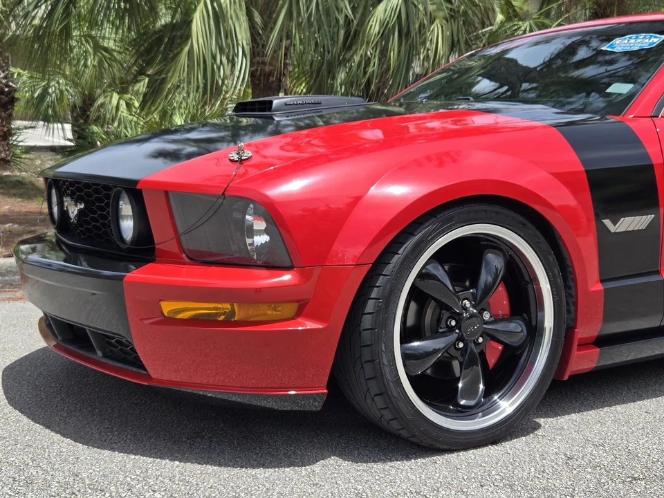 2005 Ford S197 Mustang GT - Image 9 of 31