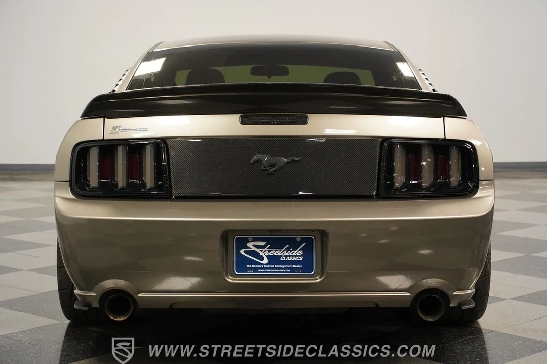 2005 Ford S197 Mustang - Image 11 of 12