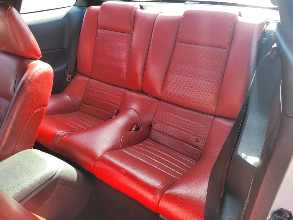 2005 Ford S197 Mustang GT - Image 11 of 31