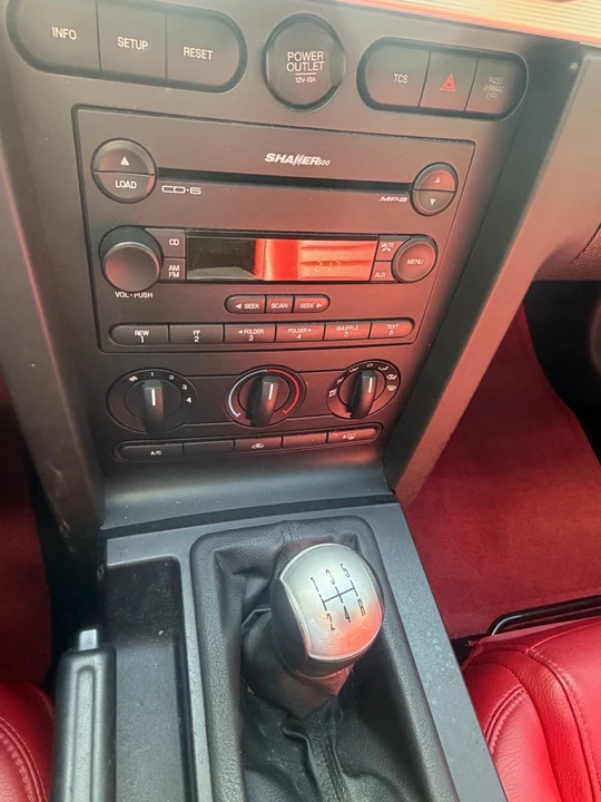 2005 Ford S197 Mustang GT - Image 14 of 16