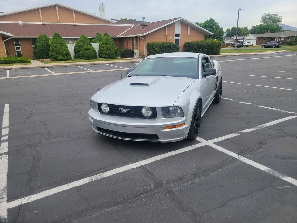 2005 Ford S197 Mustang GT - Image 2 of 8