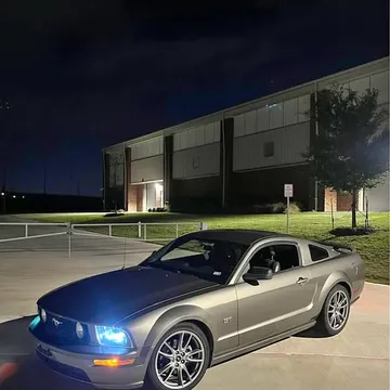 2005 Ford Mustang GT Premium