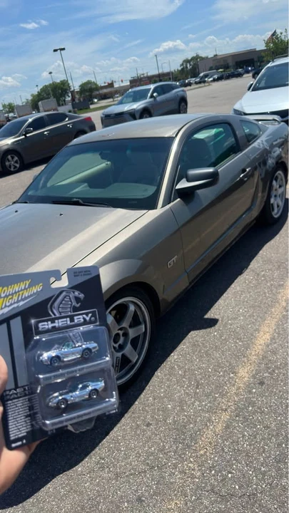 2005 Ford S197 Mustang GT - Image 3 of 11