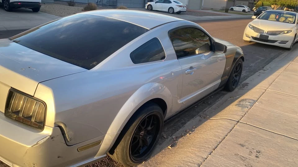 2005 Ford S197 Mustang GT - Image 11 of 12