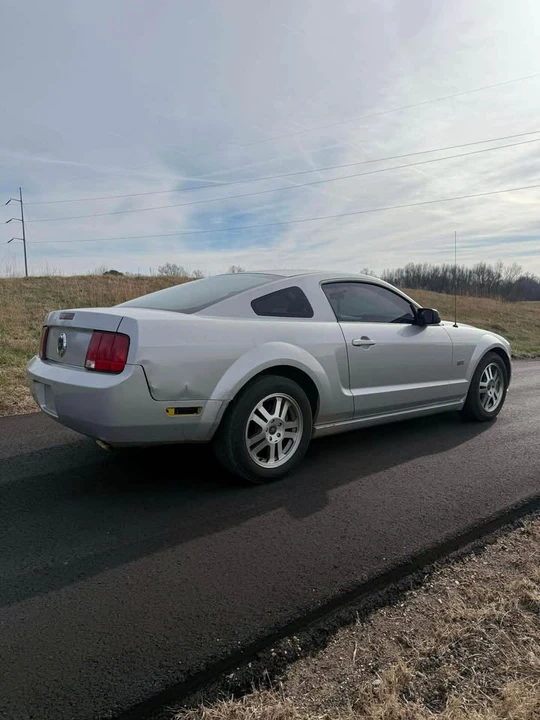 2005 Ford S197 Mustang GT - Image 4 of 6